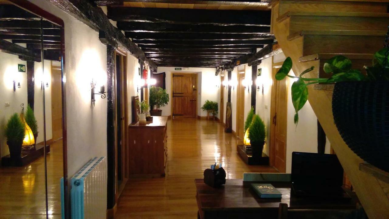Arantzazu Albergue Mandoia Aterpetxea מראה חיצוני תמונה